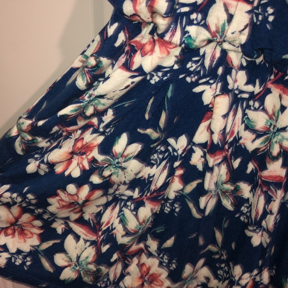 Floral print romper - Picture 2 of 3